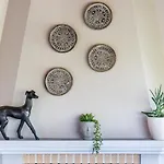 Artemis' Garden Apartment *