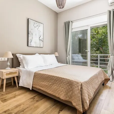 Artemis' Garden 斯科派洛斯