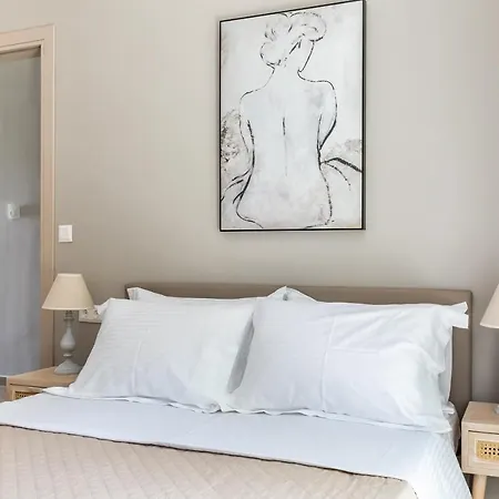 Artemis' Garden Apartment Skopelos Town