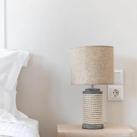 Artemis' Garden * 斯科派洛斯