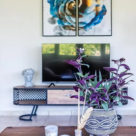 Artemis' Garden 公寓 *