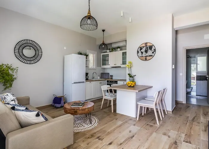 Apartment Artemis' Garden