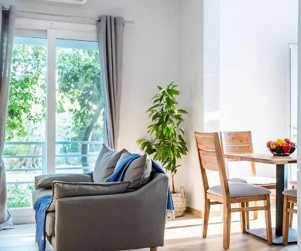 Artemis' Garden Apartment