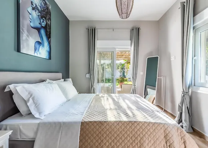 Artemis' Garden Apartment